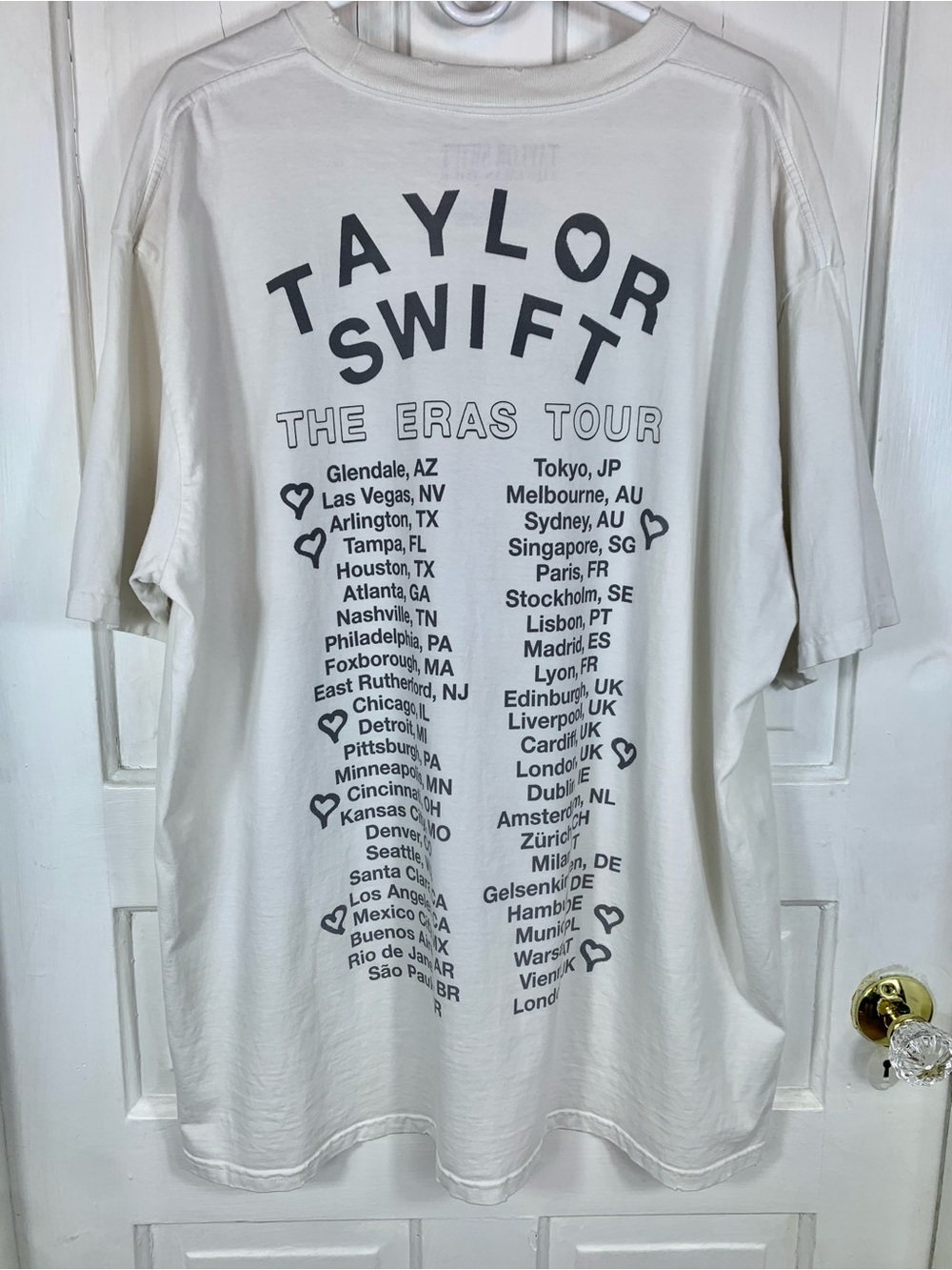 Taylor Swift The Eras Tour Concert Tshirt - Oversized - Vintage Frayed Edge Look - Picture 12 of 13